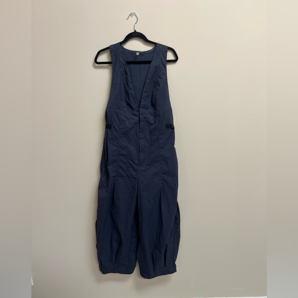 FP Movement by Free People Black Sleeveless Wide-Leg Jumpsuit - Picture 3 of 7